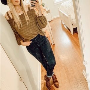 Meet your Posher, Courtney